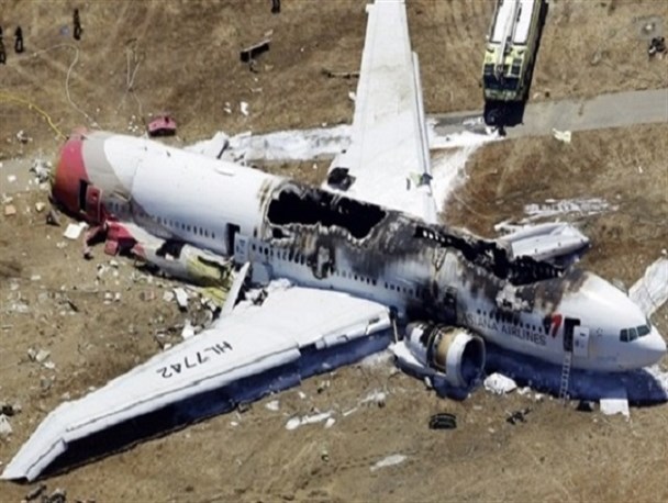 سقوط هواپیمای مسافربری در روسیه/۶۱ نفر کشته شدند