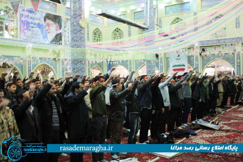 گزارش تصویری/ خروش مردم مراغه به عشق رهبری در سالگرد حماسه ۹ دی در مسجد جامع