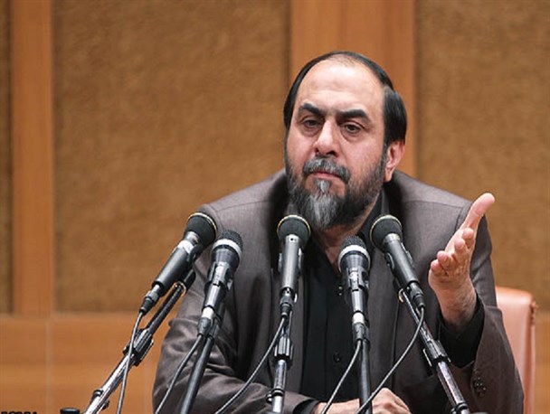 عده‌ای در داخل کشور معتقدند کلید حل مشکلات کشور در لندن و واشنگتن است/ مذاکرات فقط در مسئله هسته‌ای بود، نه مقدمه احیاء رابطه با آمریکا/ با جریانی مواجه‌ایم که آگاهانه ارزش‌ها را منقلب می‌کند