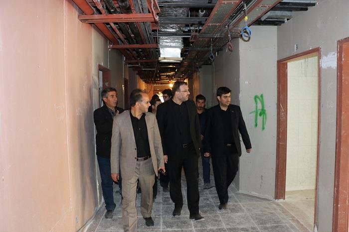 بازدید نائب رئیس کمیسیون اقتصادی مجلس از پروژه های در حال احداث دانشکده علوم پزشکی مراغه