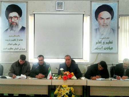 حضور گسترده در انتخابات تایید حقانیت نظام است