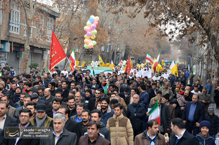 راهپیمایی شکوهمند ۲۲ بهمن، با حضور گسترده و پرشور مردم مراغه برگزار شد