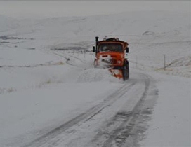 برف روبی یک هزار و ۲۰۰ کیلومتر از راه‌های اصلی و روستایی در مراغه