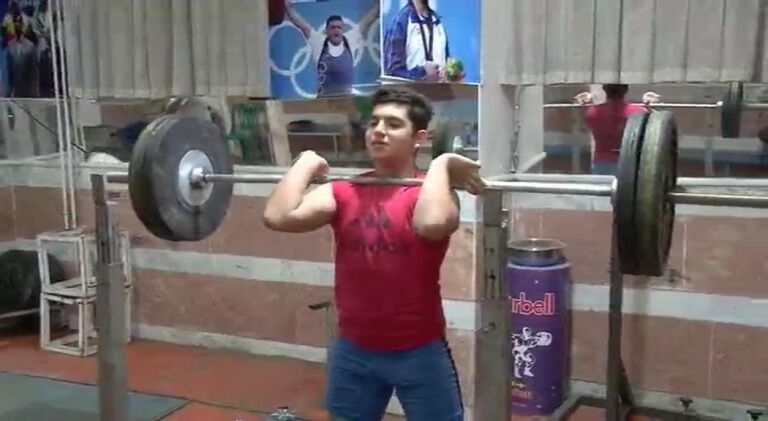 دعوت وزنه‌بردار نوجوان مراغه‌ای به اردوی تیم ملی