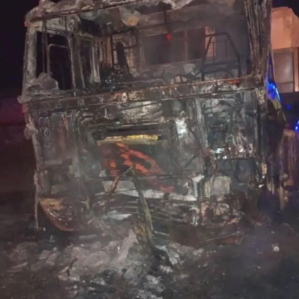 photo 2022 02 27 21 43 14