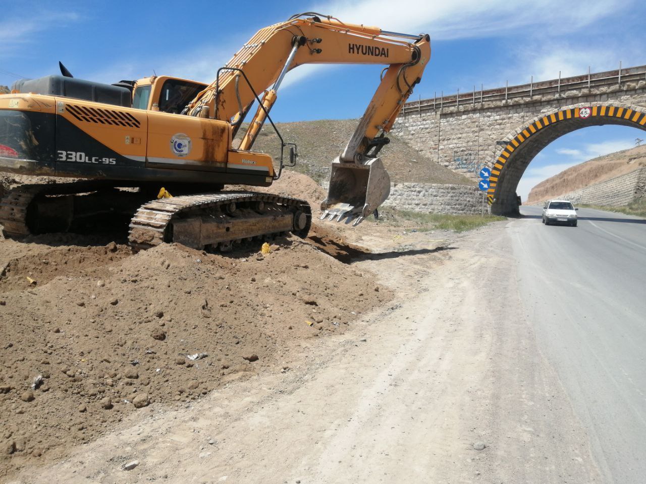 عملیات اجرائی احداث پل باکسی تازه کند