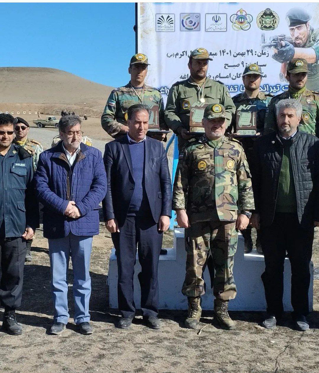 برگزاری مسابقات تیراندازی با تفنگ استان های شمال غرب کشور به میزبانی پادگان امام رضا (ع) شهرستان مراغه برگزار شد.