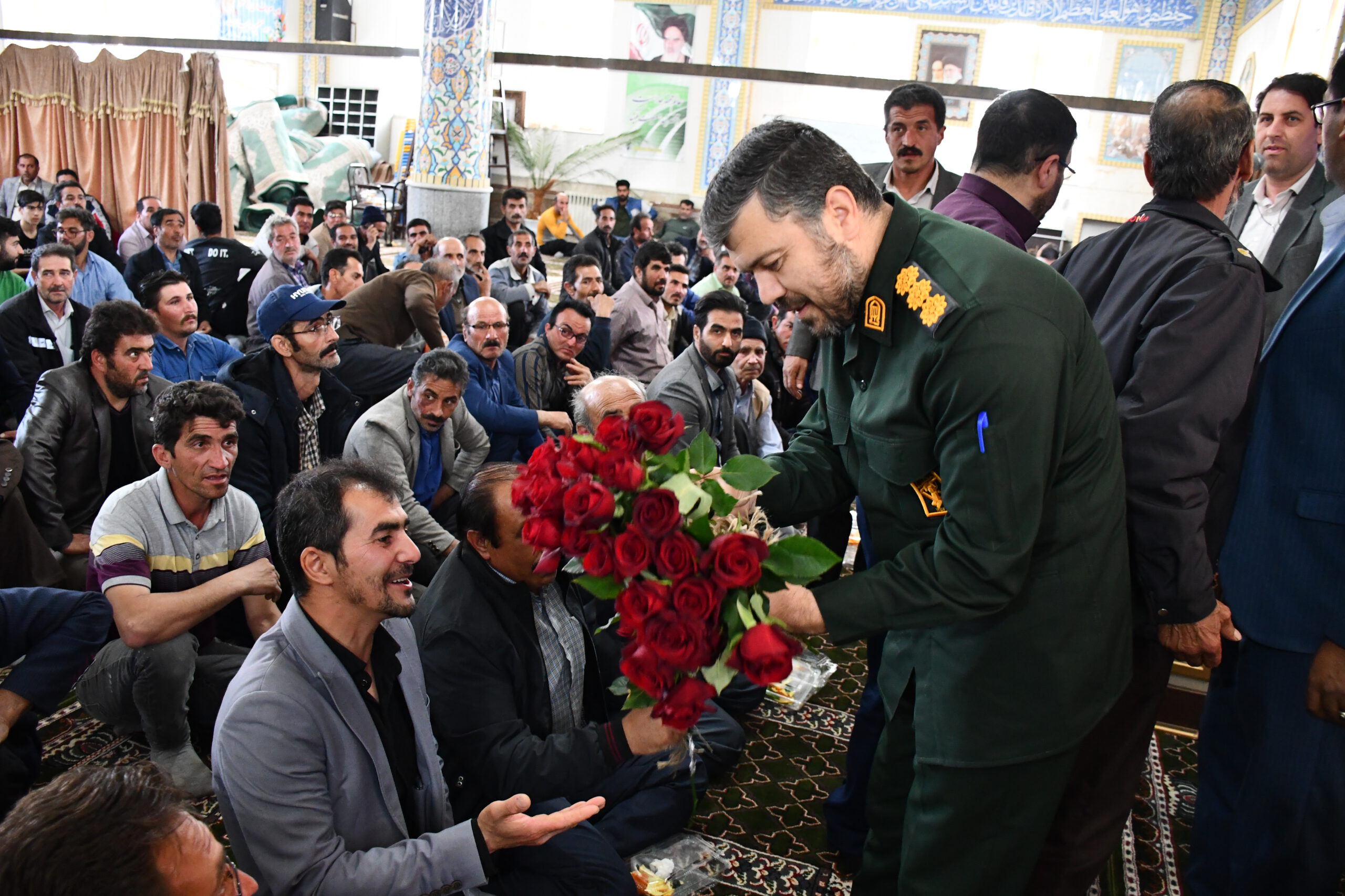 تجلیل از ۴۵۰ نفراز کارگران شهرداری مراغه