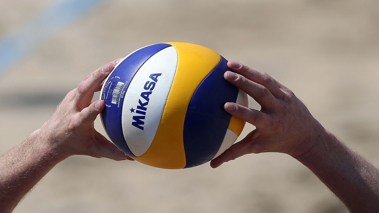 شبستر قهرمان مسابقات والیبال ساحلی مراغه