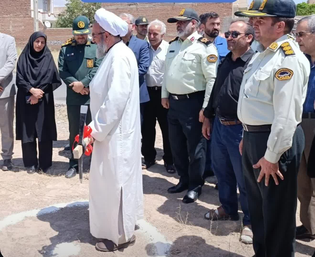 کلنگ‌زنی خانه‌های سازمانی ۲۴ واحدی فرماندهی انتظامی مراغه