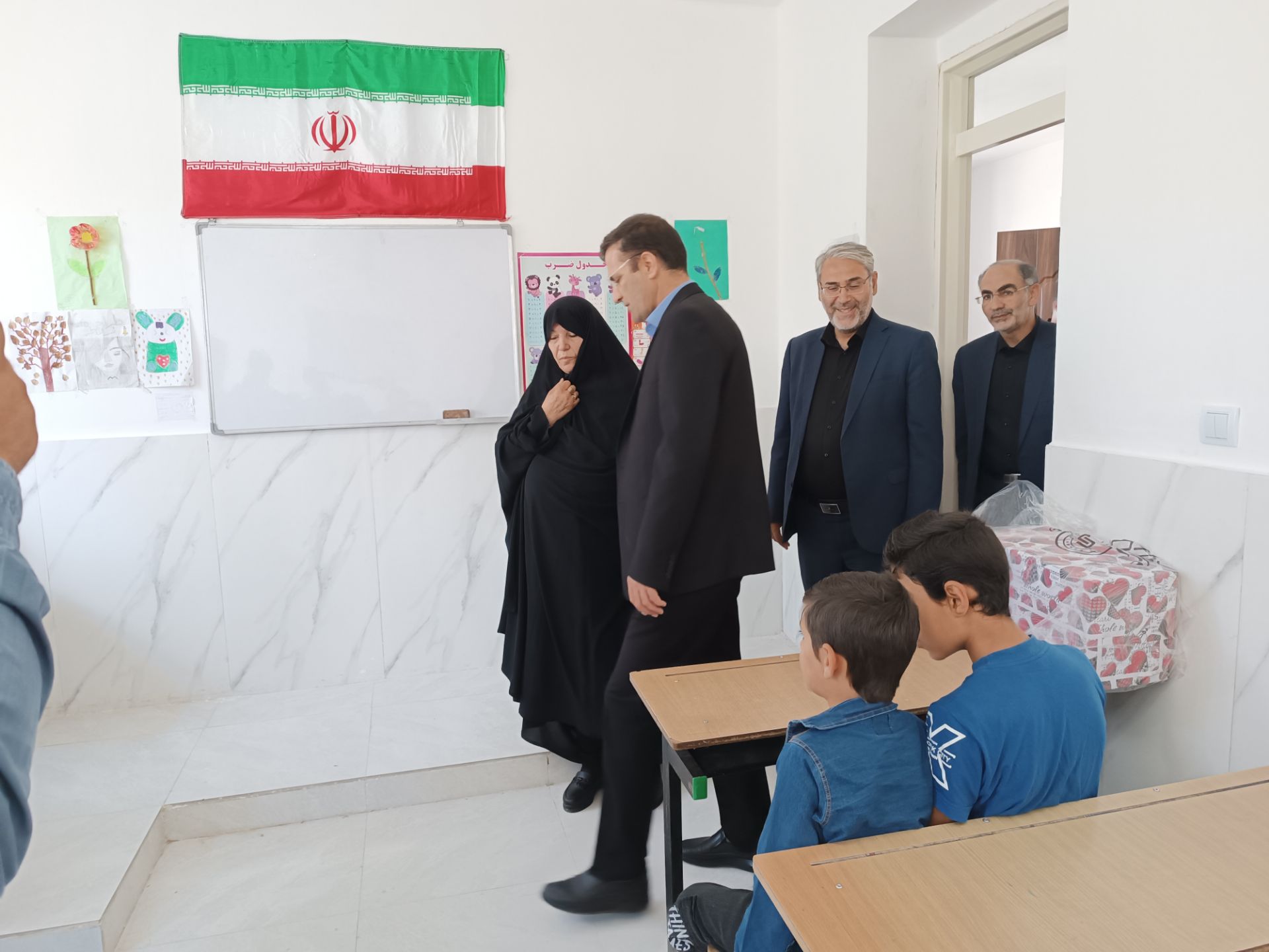 مدرسه تماماً خیرساز شهید محمدزاده در روستای محسن آباد افتتاح گردید