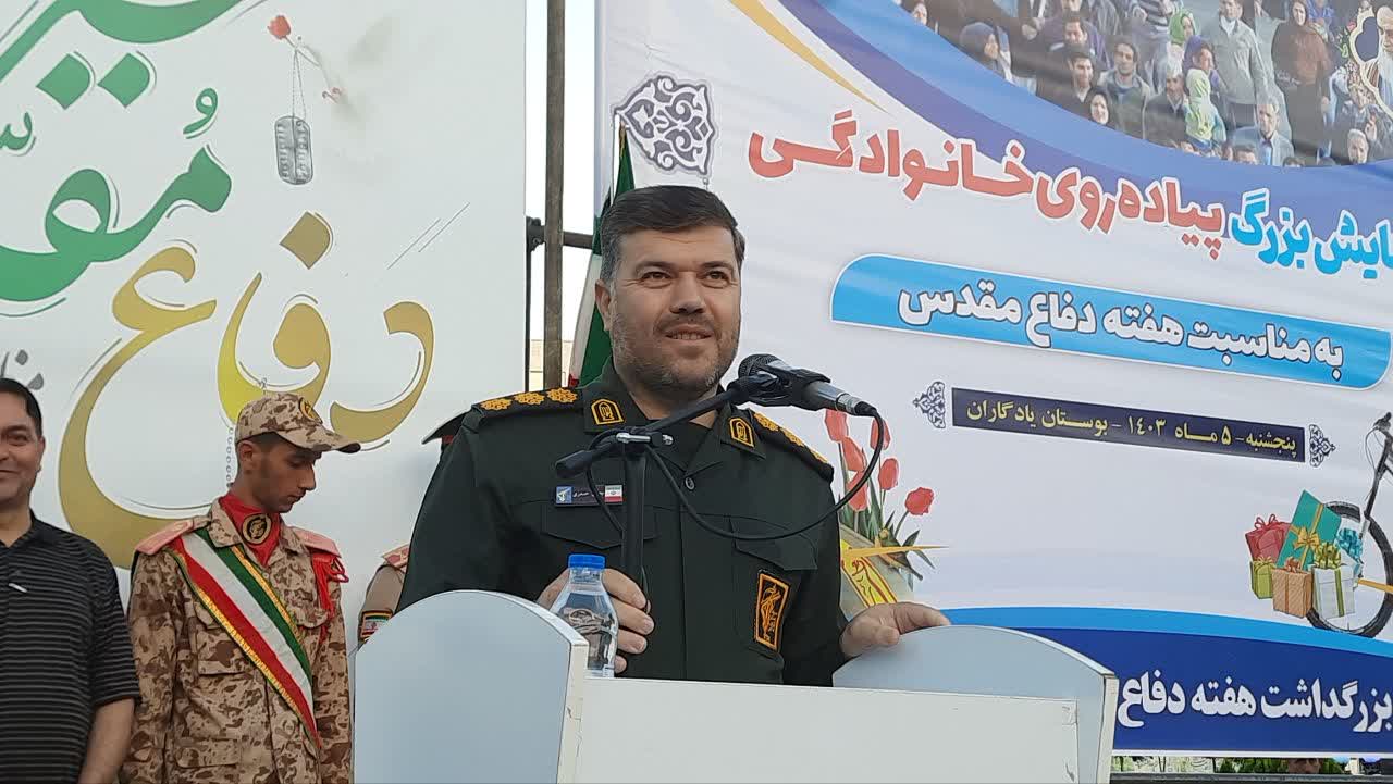 فرمانده سپاه مراغه در همایش پیاده روی خانوادگی: مردم توجه کنند کشور ما درگیر جنگ شناختی است