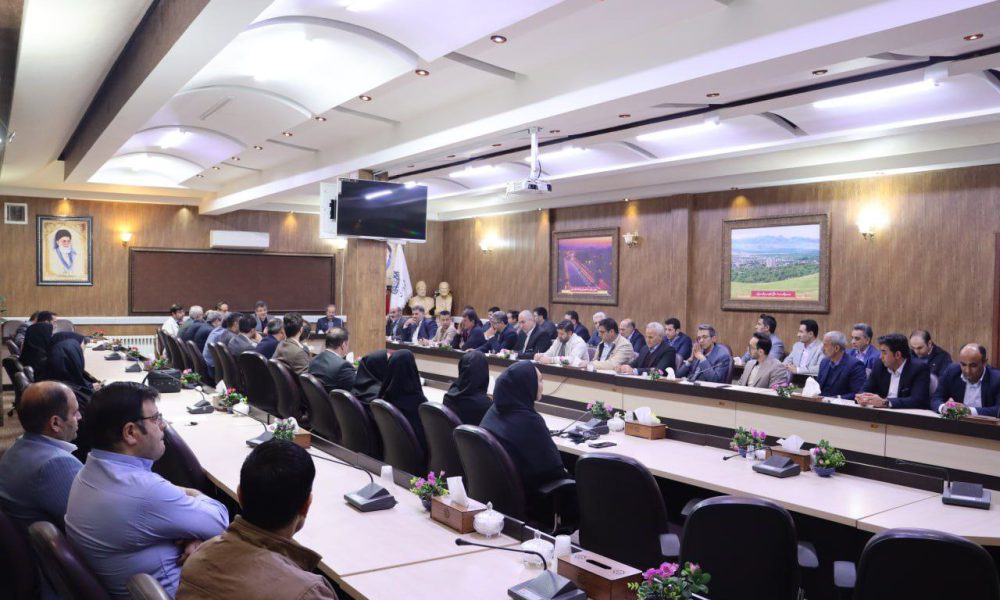 اولین جلسه شورای اداری شهرداری مراغه در سال۱۴۰۳