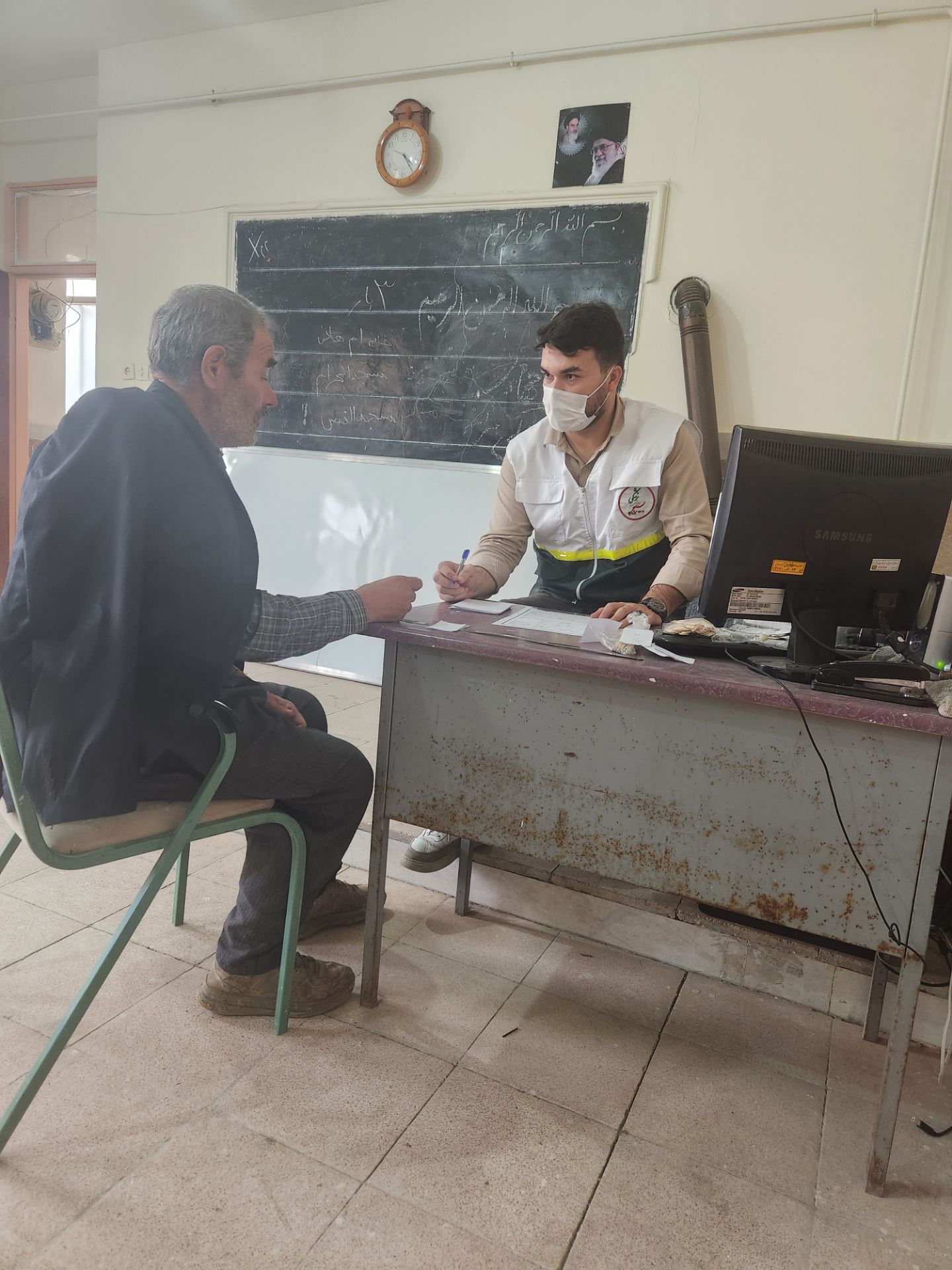 ویزیت رایگان اهالی روستای کوسه صفر توسط بسیج جامعه پزشکی مراغه