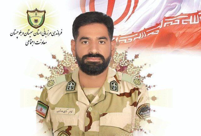 تصویری از سرگرد قائم وکیلی ملاشاهی که امروز در درگیری با قاچاقچیان مسلح مواد مخدر در منطقه مرزی میرجاوه به شهادت رسید