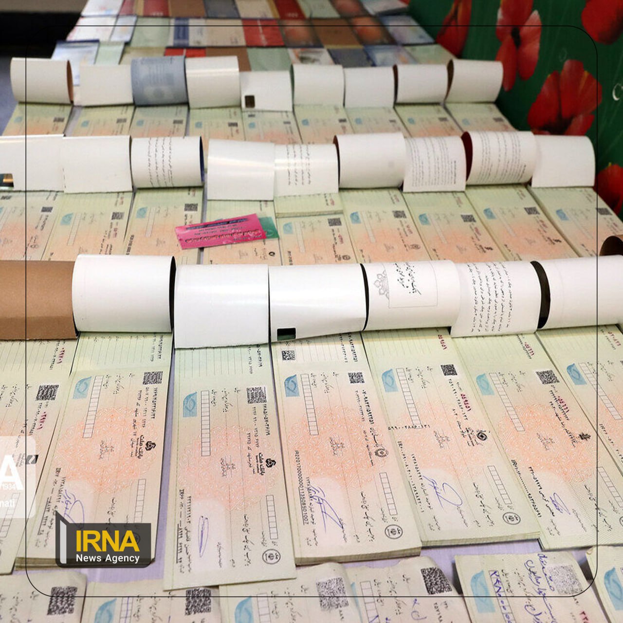 صدور دسته چک از یکشنبه منوط به ثبت اطلاعات در سامانه اسکان شد