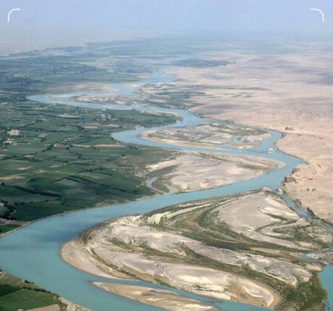 وزیر نیرو‌: در حال مذاکره حق‌آبه هیرمند هستیم