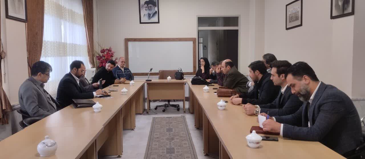 نشست هم‌اندیشی هم‌افزایی رسانه‌ها و رادیو مراغه برگزار شد