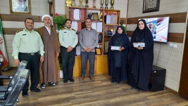 تجلیل از مشاوران و مددکاران به مناسبت روز روانشناس در مراغه