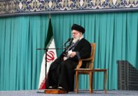 امام خامنه ای: ملت ایران کمر فتنه را شکست/ مجرمین را رها نمی کنیم