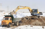 تداوم عملیات خاک‌برداری در بزرگراه شهید مالک رحمتی با وجود برودت هوا
