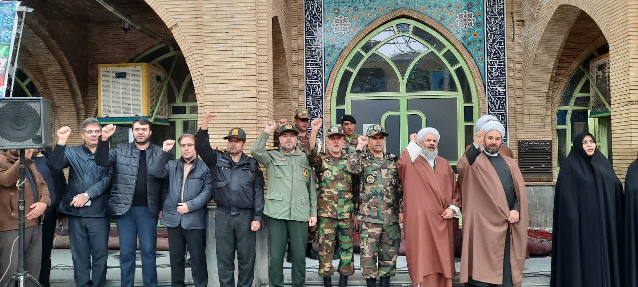 ملت ایران با بصیرت خود توطئه‌های دشمنان را خنثی کرده است