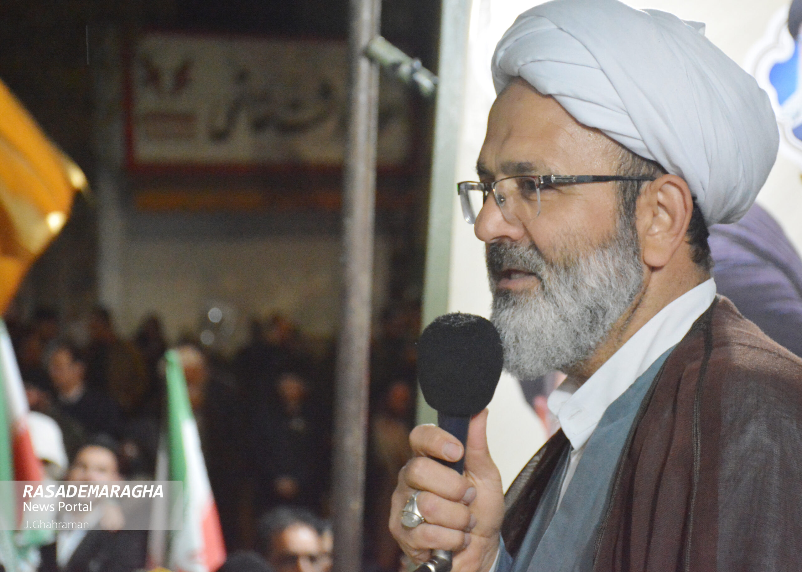 حجت‌الاسلام امیری: مردم ایران در برابر دشمن یک‌صدا پشت نظام ایستاده‌اند