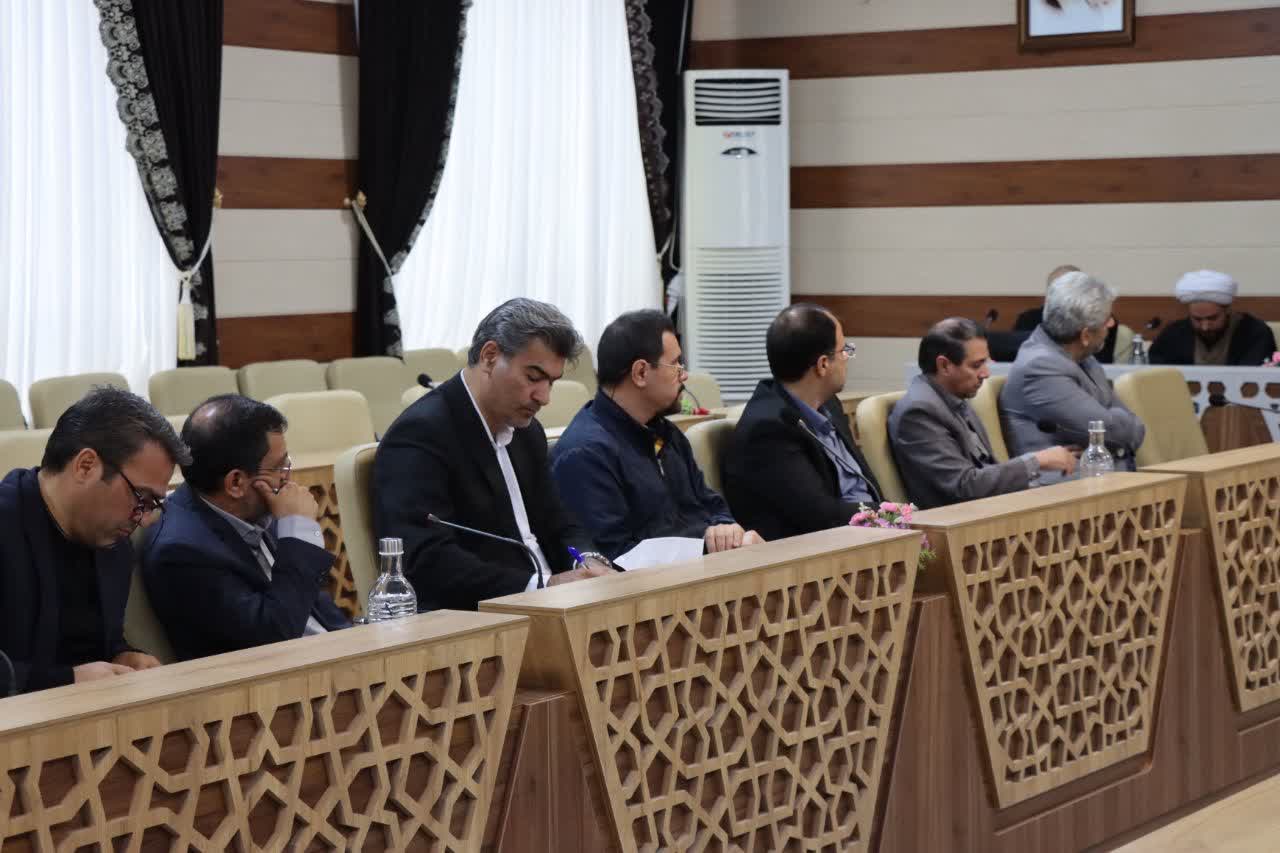 امام جمعه مراغه : برنامههای فرهنگی باید با نیازهای نسل جوان متناسب باشد 2 photo 2026 10 25 09 55 03